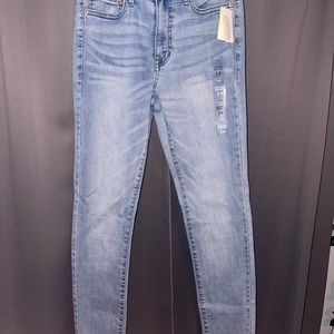 Womens skinny jeans